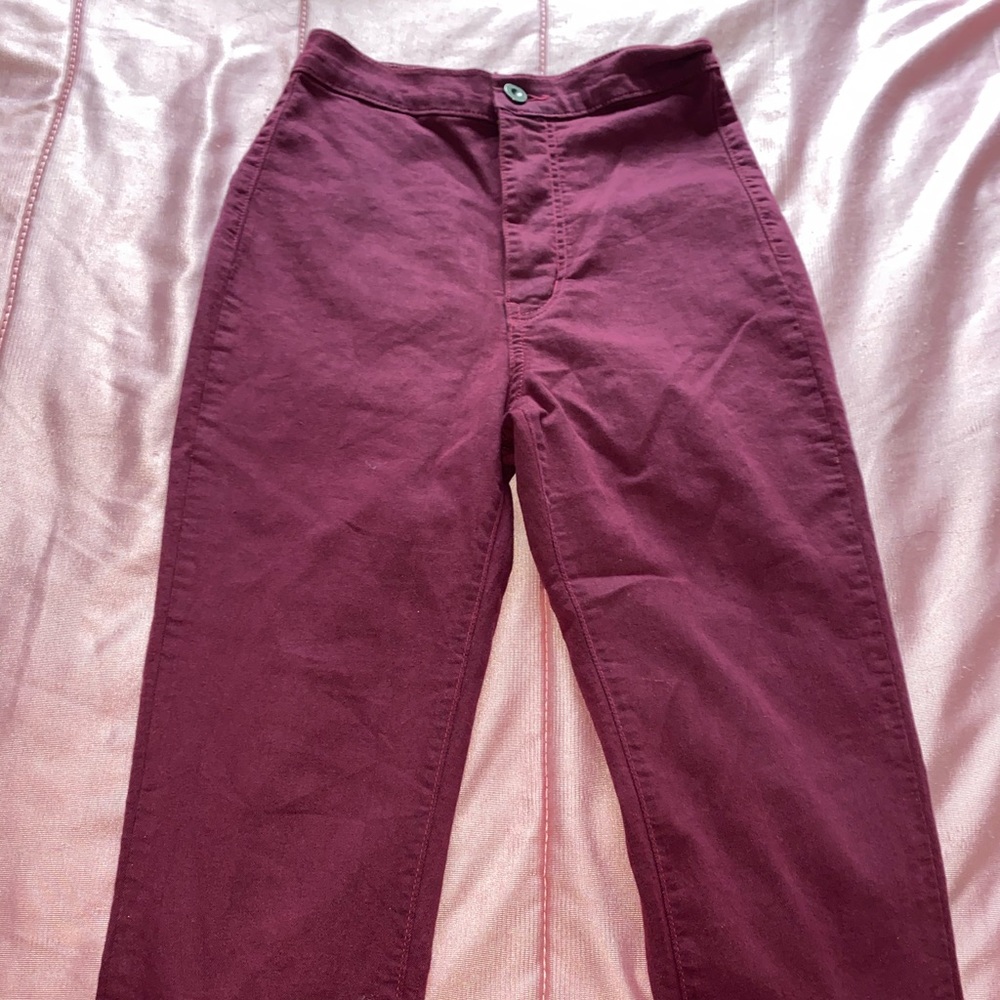 FN HIGH WAISTED JEANS